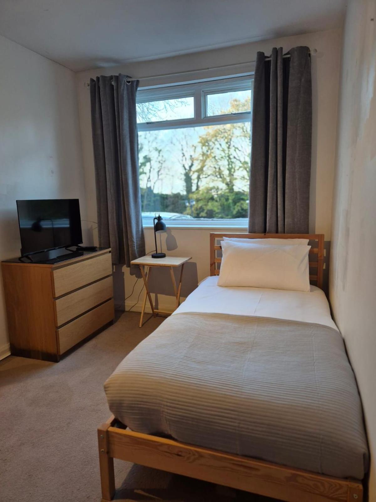 Quarrie House Aparthotel Крамлингтън Екстериор снимка