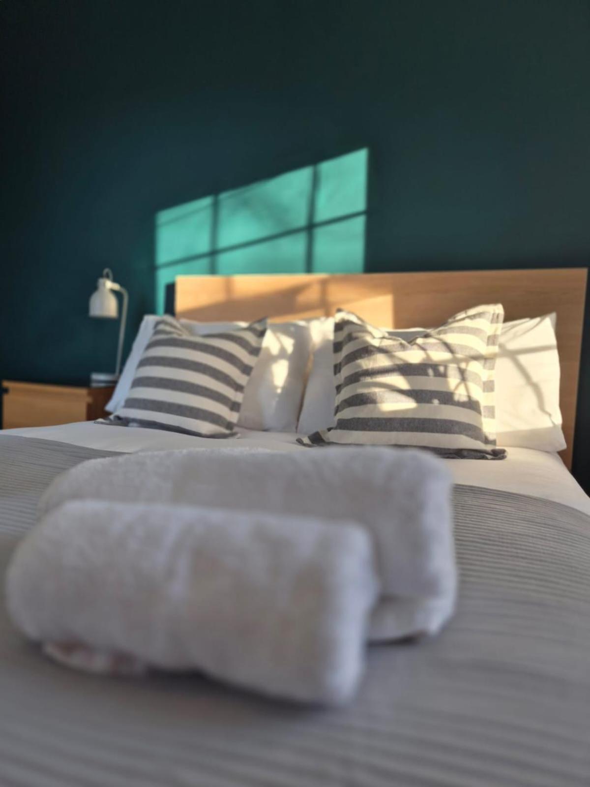 Quarrie House Aparthotel Крамлингтън Екстериор снимка